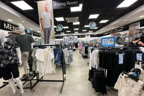 Retail Investment Property Woodley Reading High Yielding Leasehold