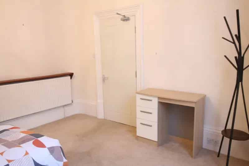 1 Bedroom House of Multiple Occupation To Rent