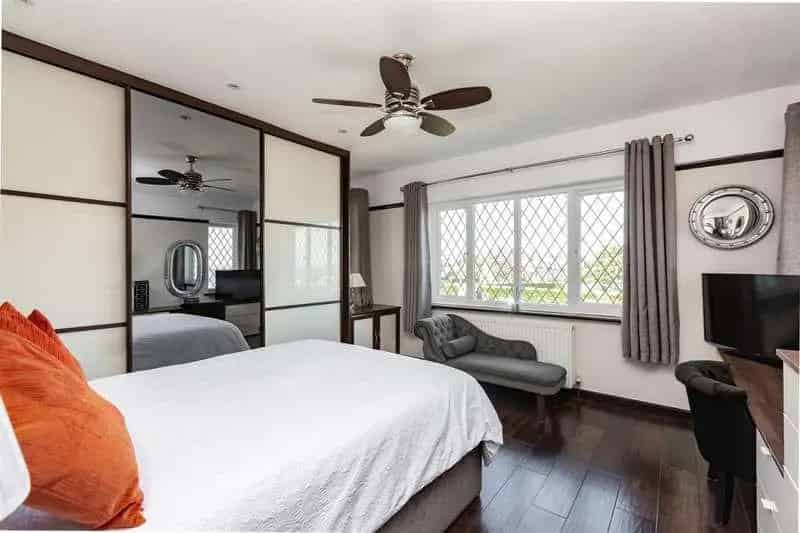 4 Bed Detached House for Sale Royal Esplanade Sea Views