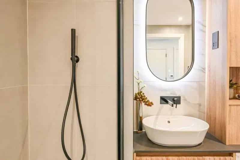 3 Bed Flat for Sale near Canary Wharf