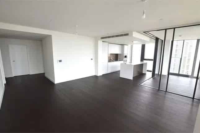 Luxury 3-Bedroom Apartment Vauxhall SW8 Thames Views Versace Home