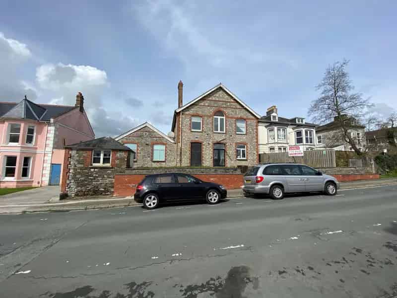 3810sqft Former Church Organ Factory - Media Studio Office Space