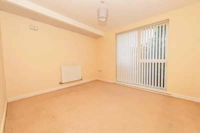 Modern 1 Bedroom Apartment Hemel Hempstead Town Centre Allocated Parking