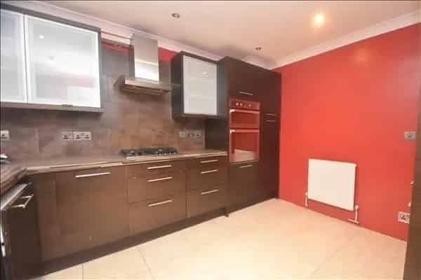 4 Bed Harrow Family Home - Garage, Parking & Garden