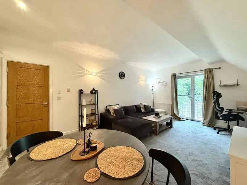 1 Bedroom Flat for Sale