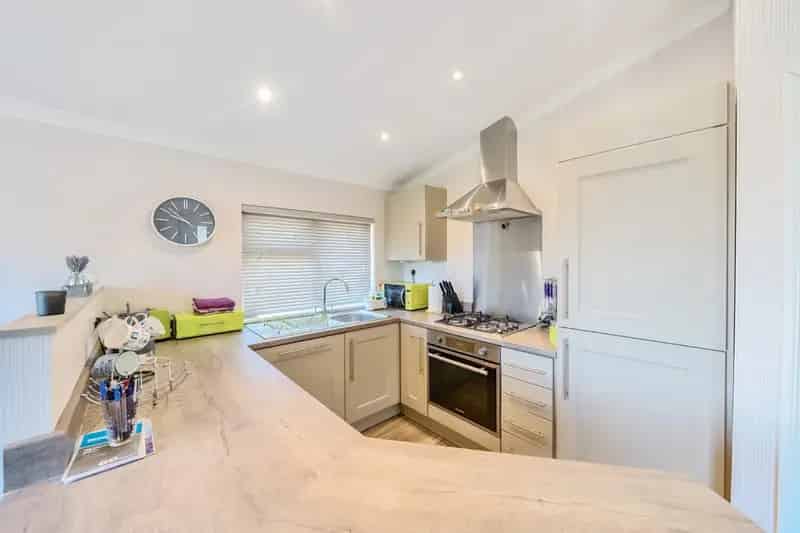 2 Bedroom Park Home for Sale