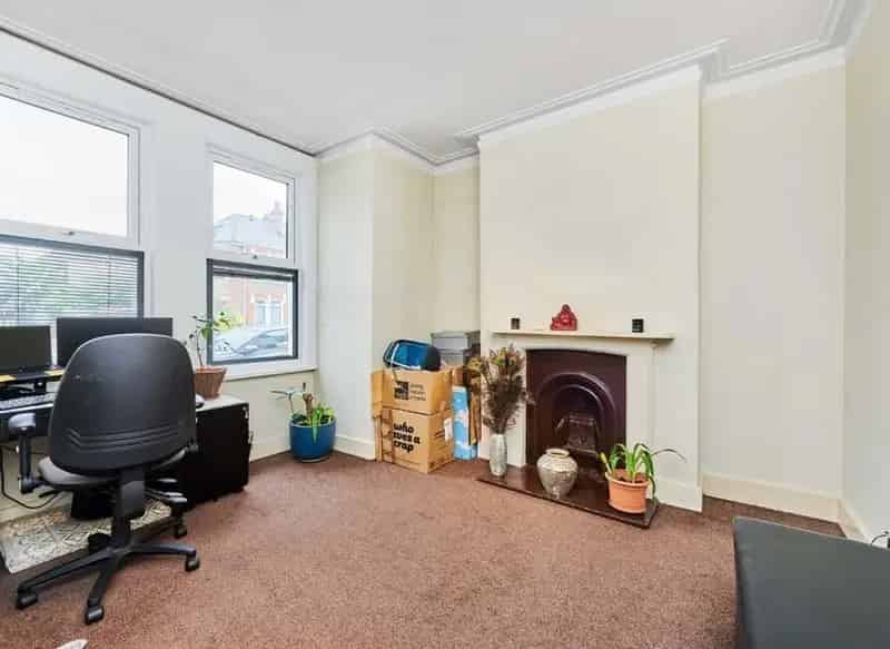 800 Sqft Freehold Home Two Bedrooms Private Garden