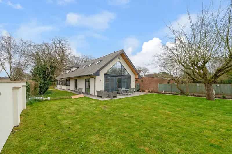 5 Bedroom Detached House Hillmorton Road Rugby