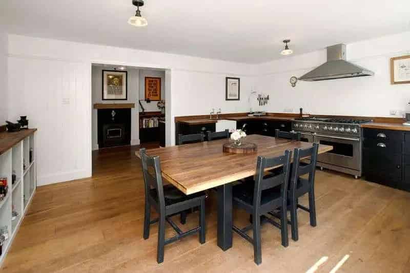 3 Bed Detached Bungalow for Sale with Garden and Water Views