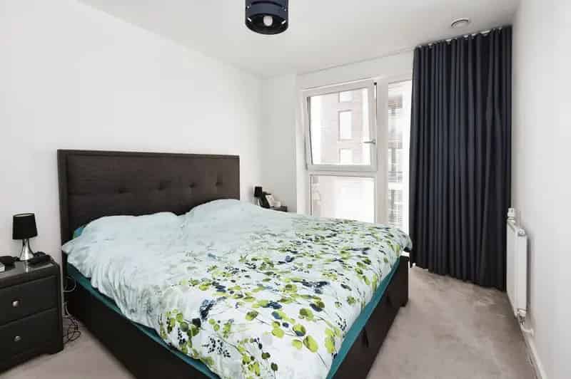 3 Bedroom Flat for Sale London E13 Upton Gardens