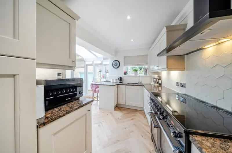 5 Bed Detached House For Sale Horsforth
