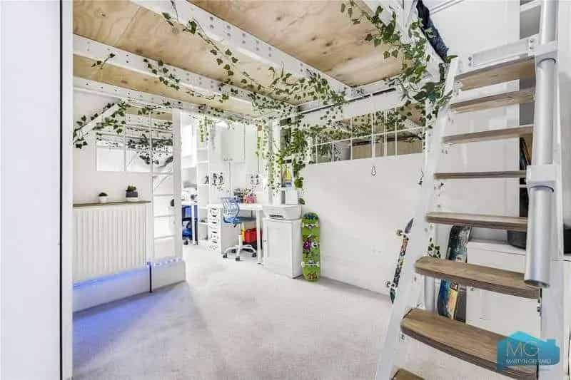 2 Bed Garden Flat for Sale Muswell Hill