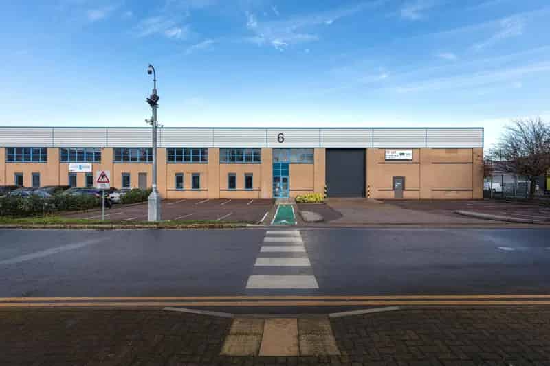 Modern Semi Detached Warehouse Unit with Offices and Loading Bay