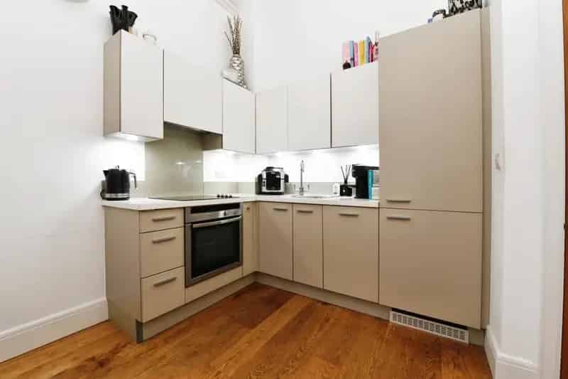 1 Bedroom Flat Zero Deposit Available City Views Parking