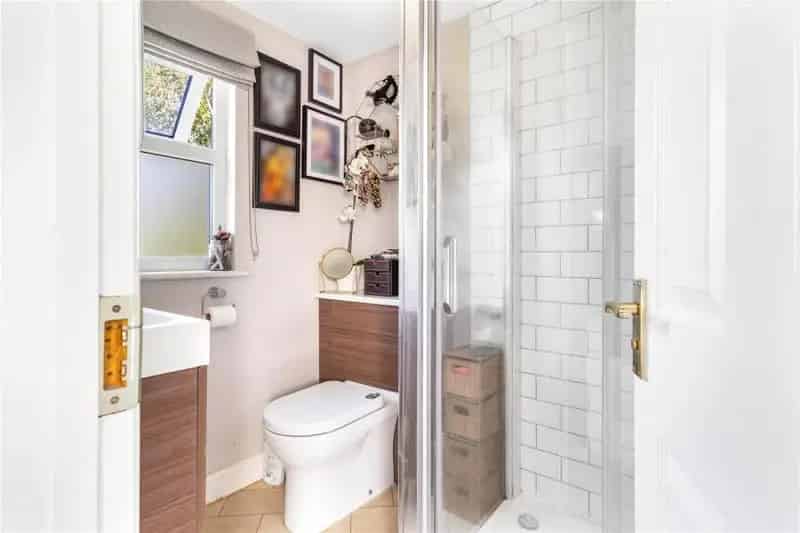 4 Bed House for Sale Extended Family Home