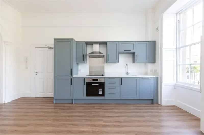 2 Bedroom Apartment for Sale in Clifton