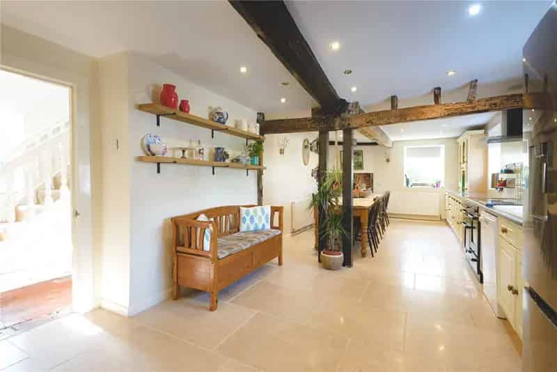 Grade II Listed 5-Bedroom Home with Annexe and Outbuildings