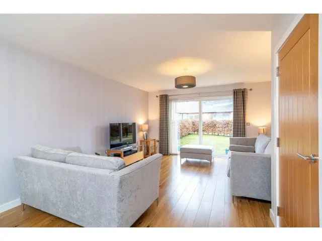 3 Bedroom End-Terraced House for Sale Hermiston