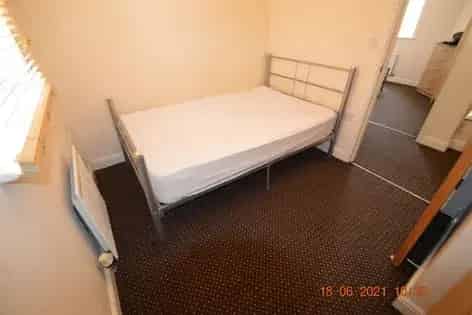 1 Room Flat 25m2 Manchester - 2 Double Bedrooms