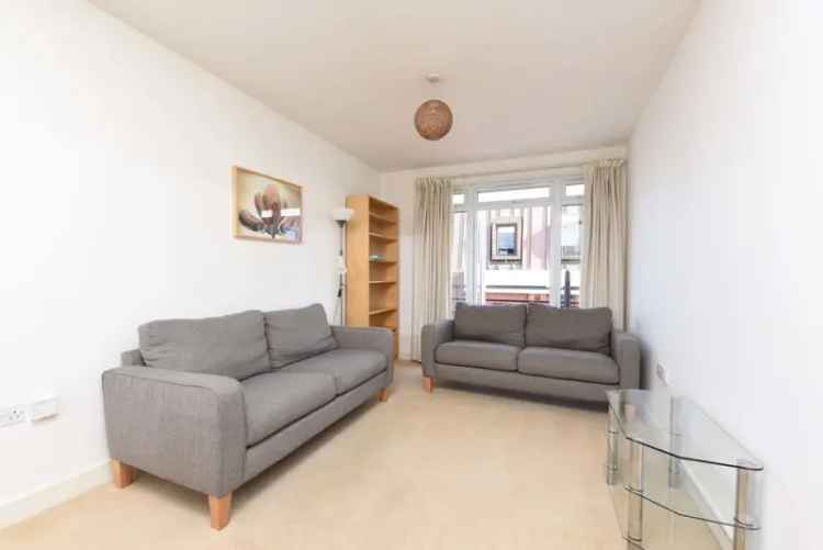 2 Bedroom Flat For Sale in Egham, Near Train Station and High Street