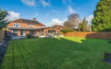 Extended Detached House with Modern Amenities and Private Gardens