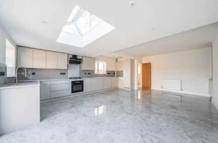 3 Bedroom Semi Detached House Goldington