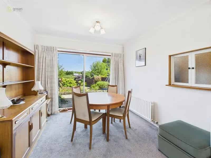 3 Bedroom Semi Detached House For Sale Chain Free Garage Ground Floor WC Utility Room