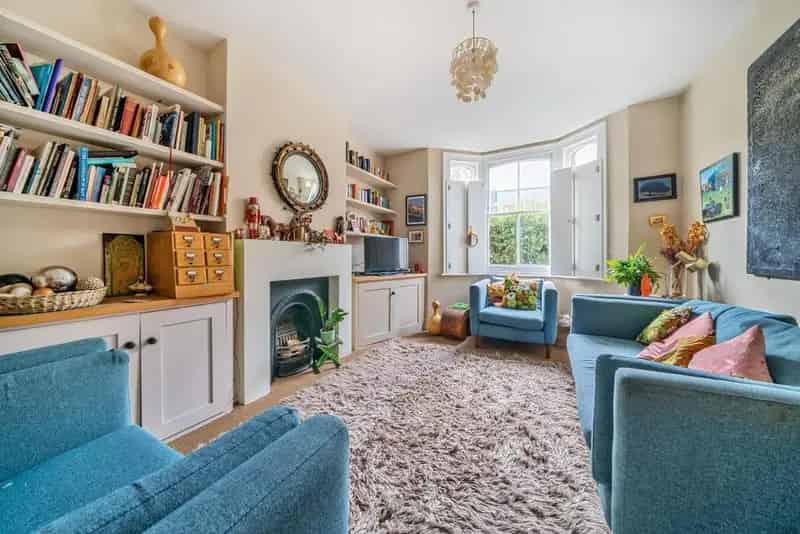 Four Bedroom Victorian Family Home 1500sqft