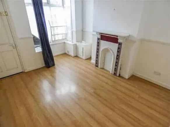 3 Bedroom Terraced House Near Birmingham City Centre