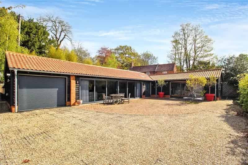 3 Bedroom Bungalow in Reydon - Detached with Garage and Garden