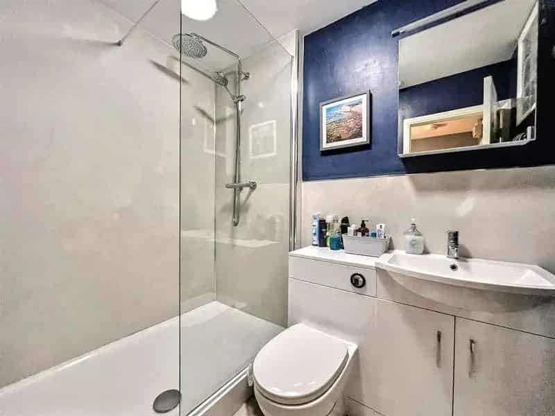 1 Bed Flat for Sale Little Chelsea Extended Lease