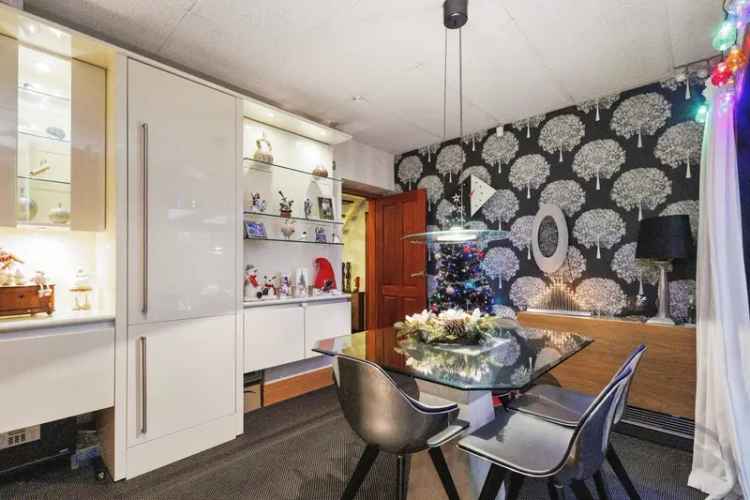 Bungalow For Sale in Newmarket Road, Tameside, England