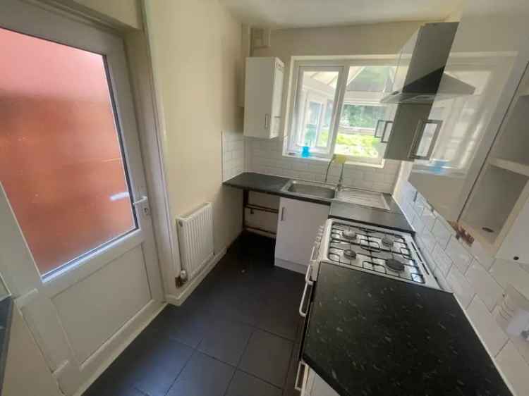 3 Bedroom Semi Detached House For Rent