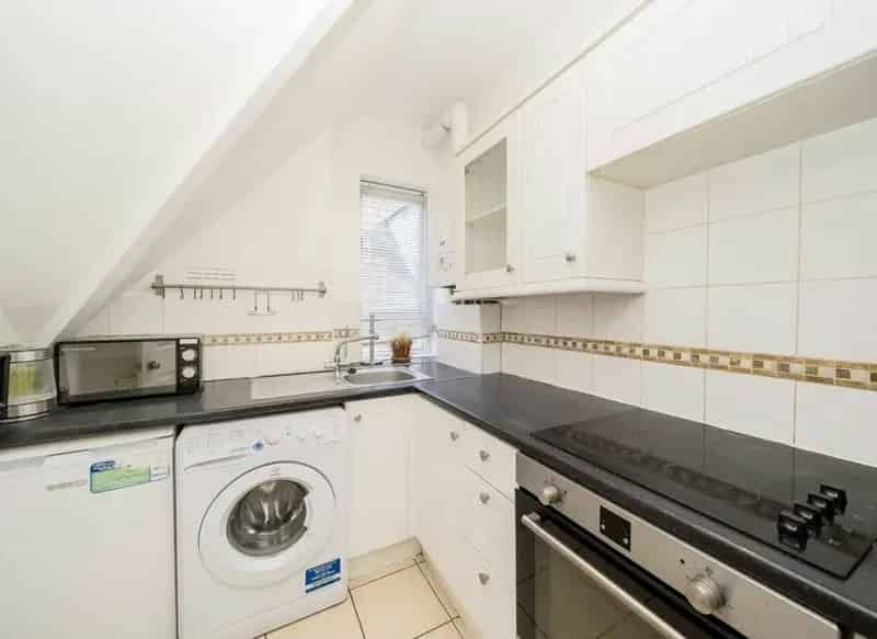Share of Freehold Near Ealing Broadway Excellent Transport Links