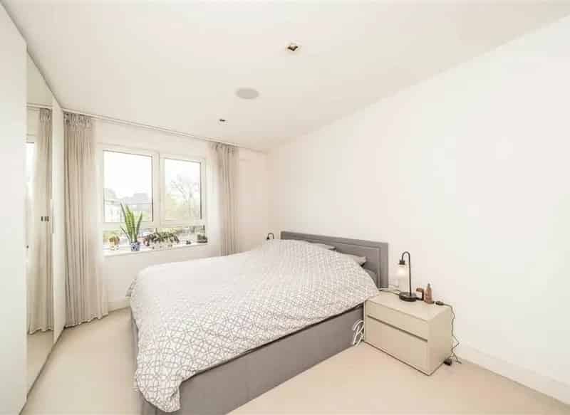 Two Double Bedroom River View Apartment Near Kew Bridge