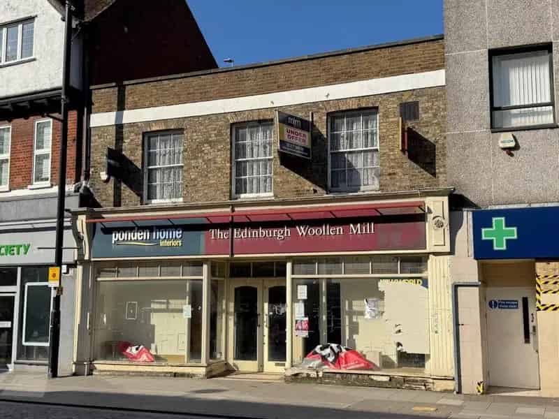 Brentwood High Street Retail Unit 5284 sq ft