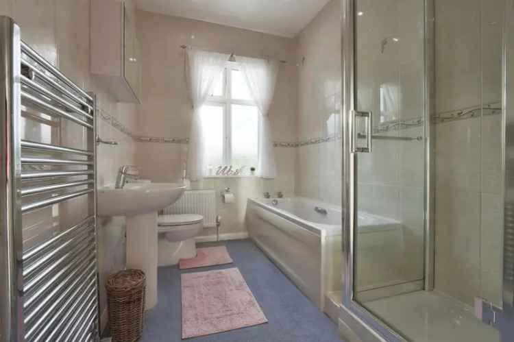 3 Bedroom Detached House for Sale Normanton West Yorkshire