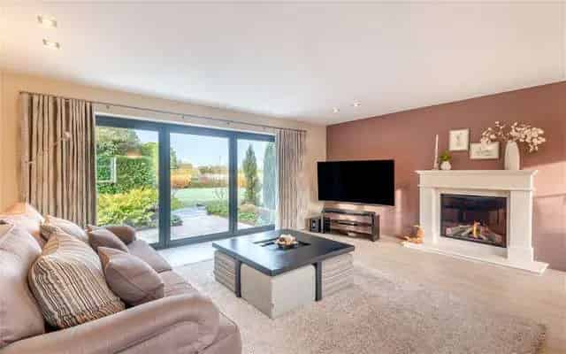 Hollybrook House, Besthorpe Road, Collingham, Newark, NG23 7NP | Property for sale | Savills