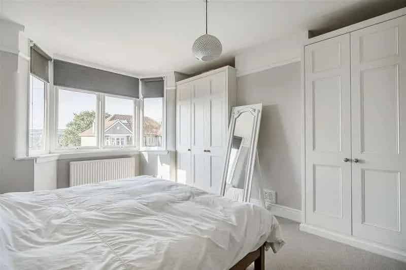 4 Bed House for Sale Near Town Center