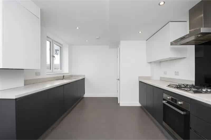 3 Bed Cottage Near Edinburgh with Modern Amenities