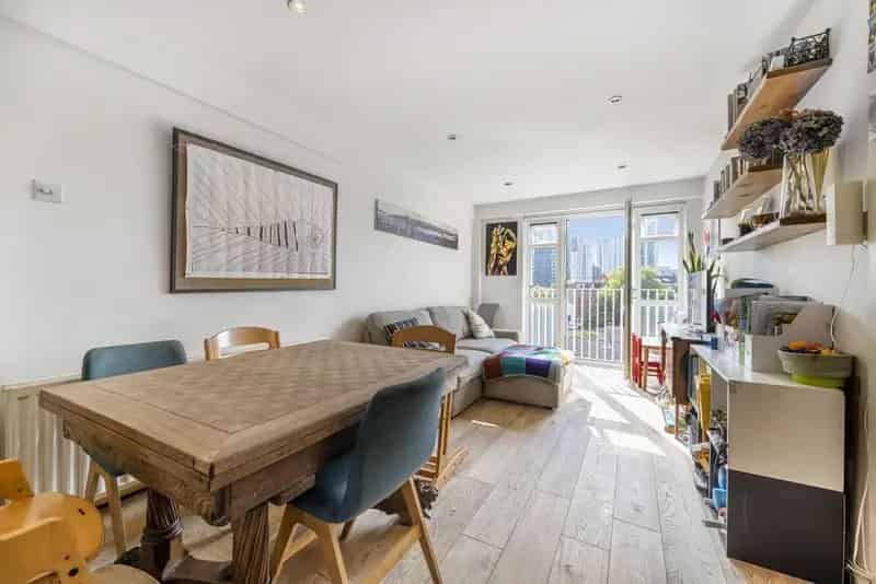 Two Double Bedroom Apartment Borough Long Lease Available