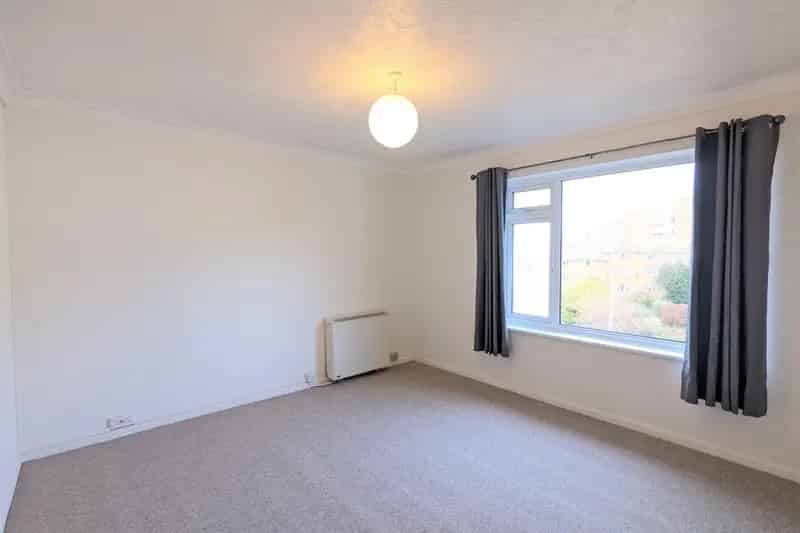 Two Double Bedroom Apartment Elm Grove Brighton Zero Deposit Option