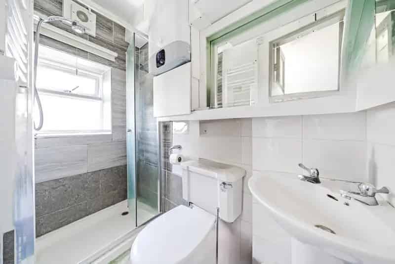 Georgian Conversion Apartment Waterloo One Bedroom