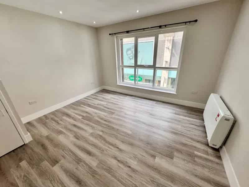 2 bedroom Flat
 To Rent