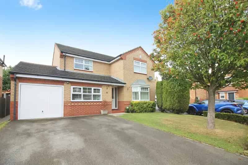 4 Bedroom Detached House to Rent