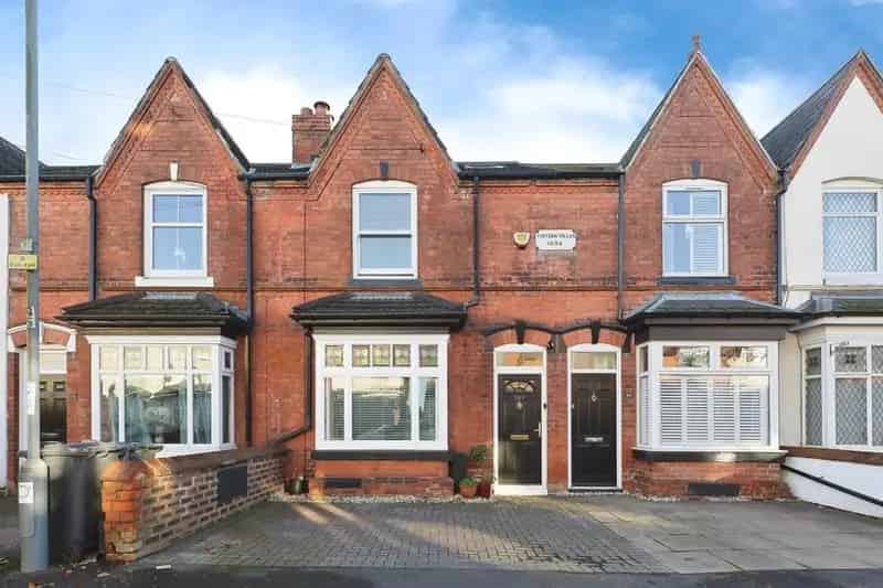 4 Bedroom Victorian Terraced House for Sale
