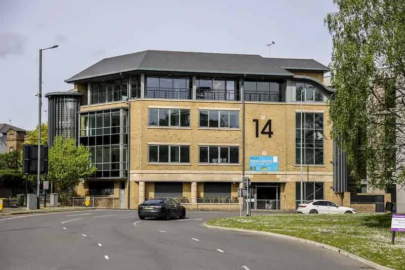 Maidenhead Office Building For Lease 35 Parking Spaces