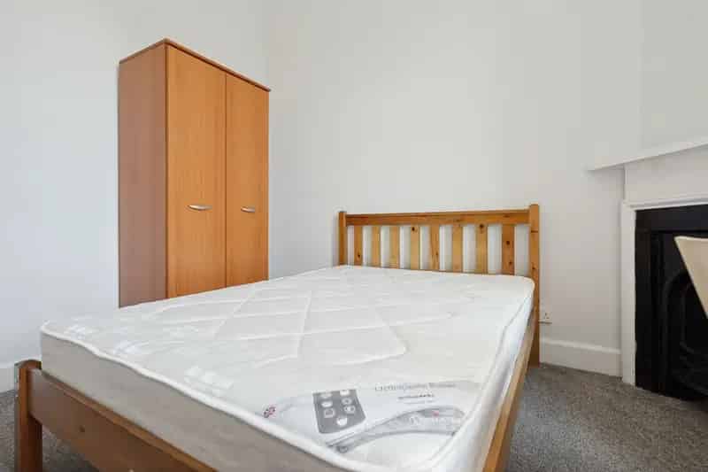 3 Bedroom Apartment in Newington Edinburgh