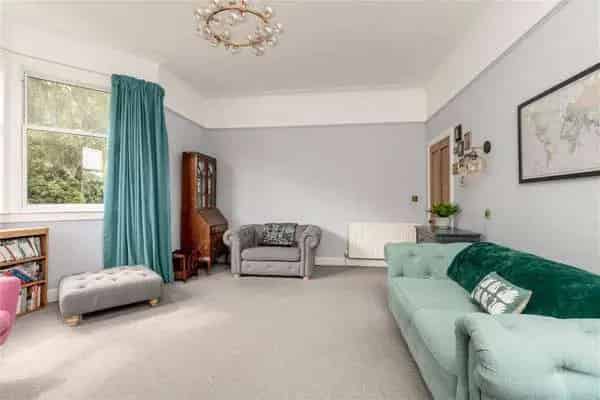 Detached Bungalow in Craiglockhart with Extensive Garden
