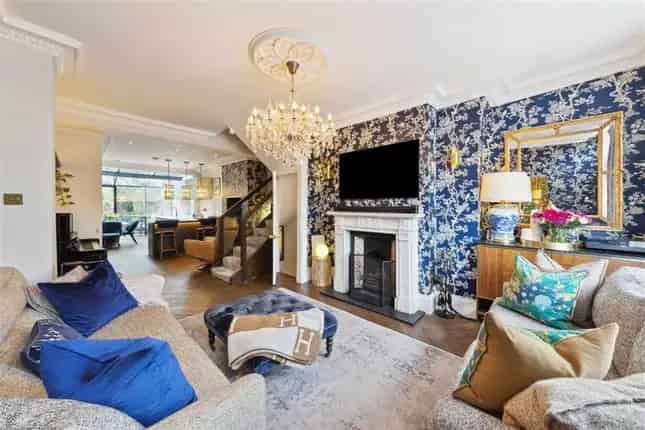 Grade II Listed Terraced House West Greenwich Royal Hill London